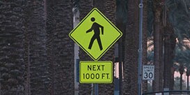 3M traffic sign display for mid-block crosswalks
