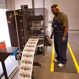 learn more about how to create and design a vehicle number license plate