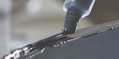 applying seam sealer prior to joining panels
