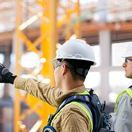 Worker in 3M Fall Protection gear