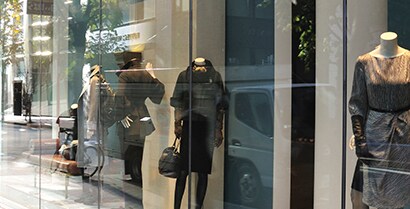 Strengthen security measures with 3M™ window security film

