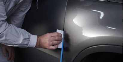 jamb masking a car
