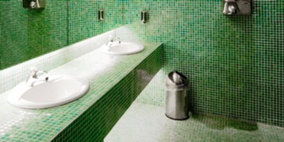 commercial restroom cleaning and disinfecting
