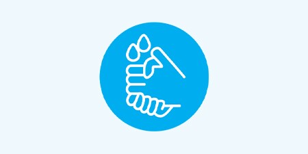 Veraflo Therapy applies wound solution to cleanse infectious material
