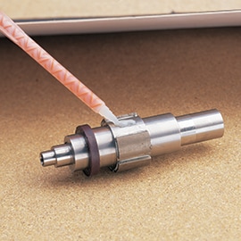 3M™ Scotch-Weld™ Structural Adhesives are ideal for bonding metal to metal