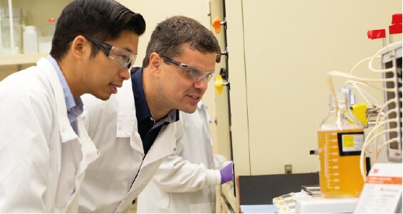 Health Care biopharma engineer at work
