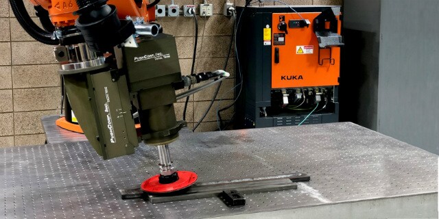 Robotic arm weld grinding