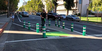 how technology is transforming urban mobility
