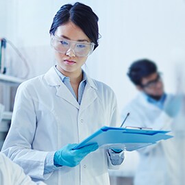 Female scientist supervisor