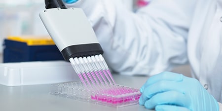 pipetting
